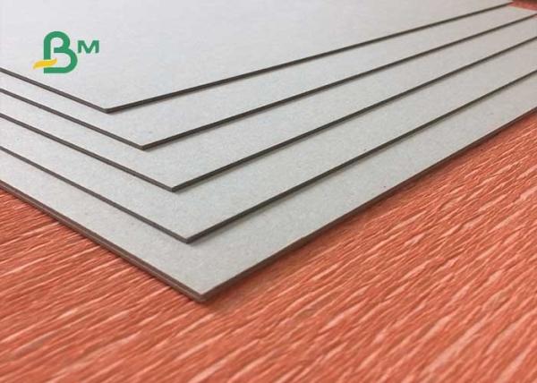 Placa cinzenta laminada sem revestimento papel cinzento da caixa da espessura de 1.0mm - de 3.0mm para a caixa de embalagem