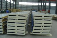 Panneaux de toiture en PU pour une excellente isolation thermique et une protection imperméable