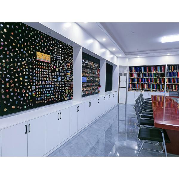 Customize rubber pvc keychain  Zinc Alloy Metal Key Rings Fashion Key Tags