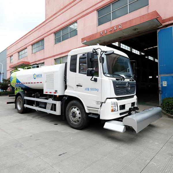 18tons Water Tank 10m3 Road Maintenance Truck With D6.7NS6B230 Engine