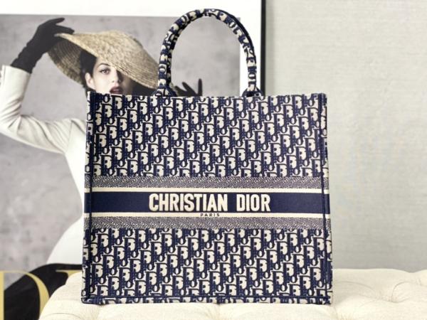 Dior Oblique Embroidery Canvas Navy Blue Branded Shoulder Bag Christian Book Large