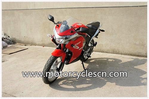 Water-Cooled Red Drag Motorcycles Road Racing , Honda CBR150 Sports Car