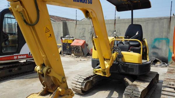 Komatsu pc35mr pc5mr pc200-6 pc200-7 pc300-6 pc300-7 excavator