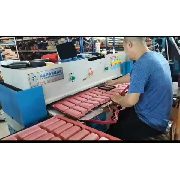 Модные кожаные солнцезащитные очки из ПУ