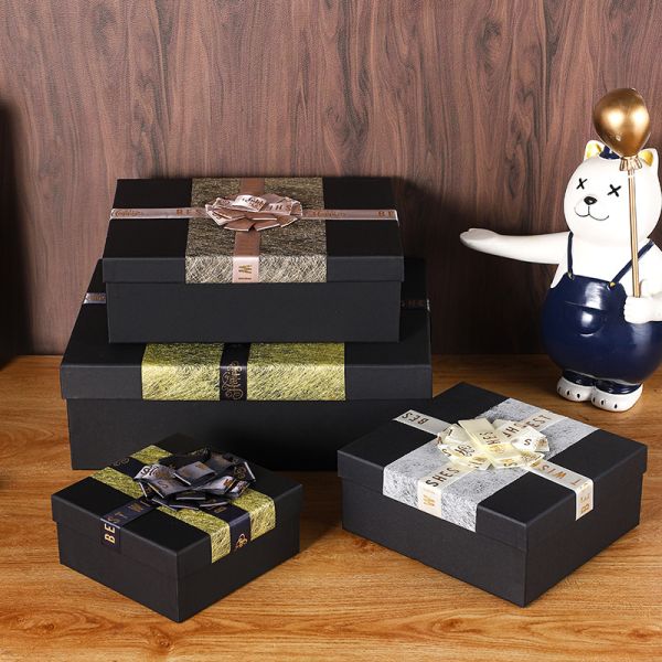 Caja de regalo personalizable con lámina dorada con tapa superior e inferior para embalaje de regalo de moda y caja de regalo de joyería