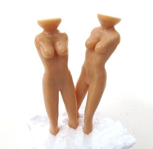 golf tee , golf tees , naked golf tee , golf tee with woman , beauty tee