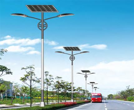 80W 60W 30WConventional a dédoublé le réverbère solaire avec la batterie d'énergie de panneau solaire