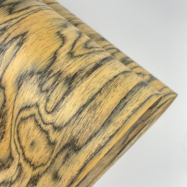 Желтая сосна Burl цвет композитная деревянная фанера 2500 * 640 мм с шерстью задней части толщиной 0,45 мм для стенных шкафов