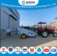 Deodorizing Tractor Driving Beach Cleaning Machine Removing Debris