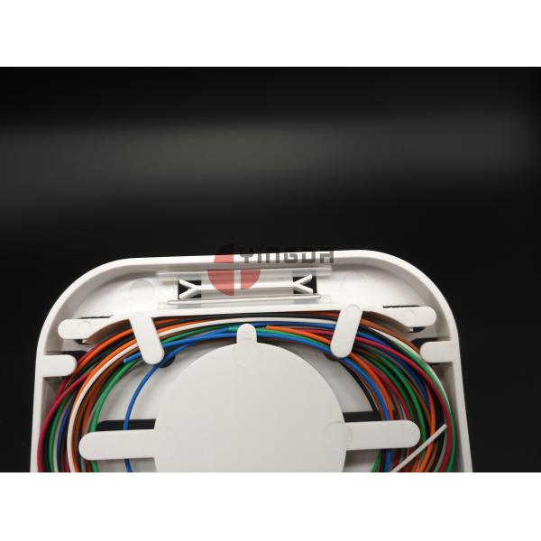 Крытым установленная стена коробки замка для канатов оптического волокна КПЭ 8 портов прекращенная распределением