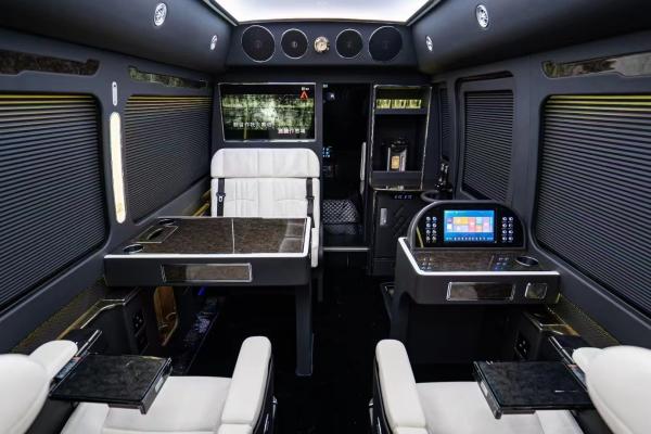 Toyota Coaster 7 Seater Coach Tour Bus Gasoline Rear Drive 4×2 Manual Transmission