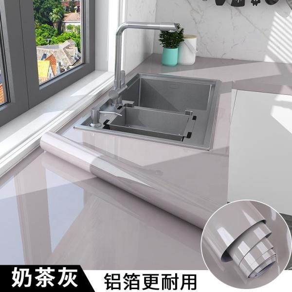 防熱機能と防水機能を持つ高光沢な自己粘着キッチン壁紙