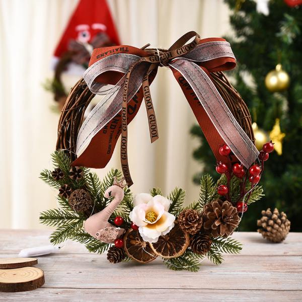 Plush Cloth and Plastic Christmas Pinecone Wreath for Outdoor Christmas Decorations