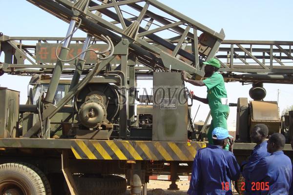 Water Well Drilling Rig With CE/ GOST/ ISO9001 Certification Max Drilling Diameter 711mm