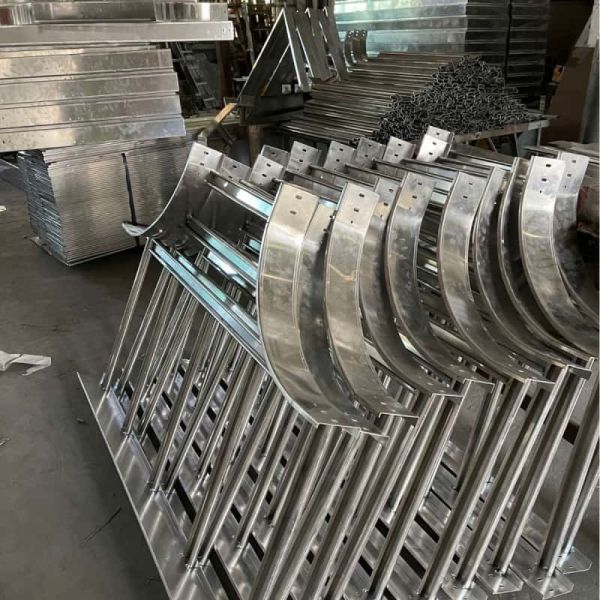 18''/450mm Cable Ladder For Data Centers Industrial Plants & Factories