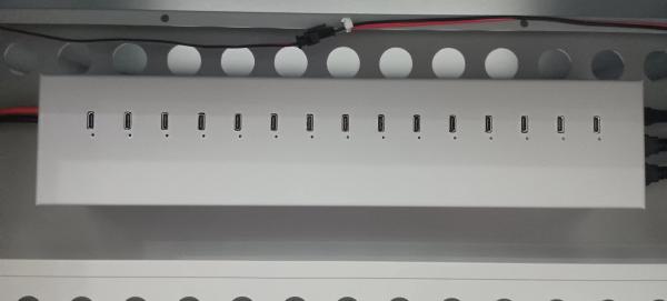 Charging Cart AC Charging DC Charging And USB Type A Type C Vault Storage IPad Charging Cabinet With Wheels