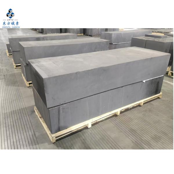 1600*800*350 Bloc de graphite de haute pureté avec une expansion thermique inf