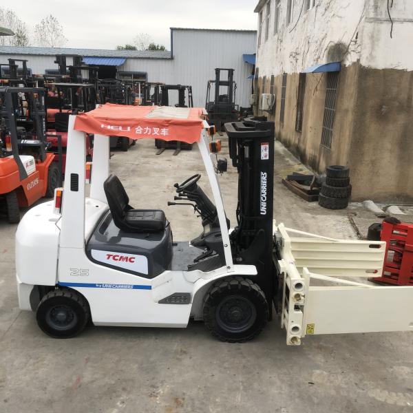 Japón TCM 25 2.5Tones 3 metros elevadora con abrazadera Blanco TCM máquina de elevación