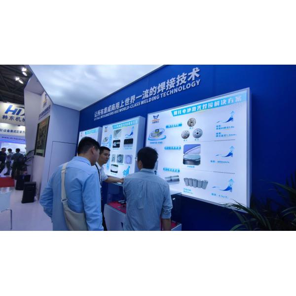 CE Fiber Laser Welding Head Enhance Your Welding Efficiency Customized System Language