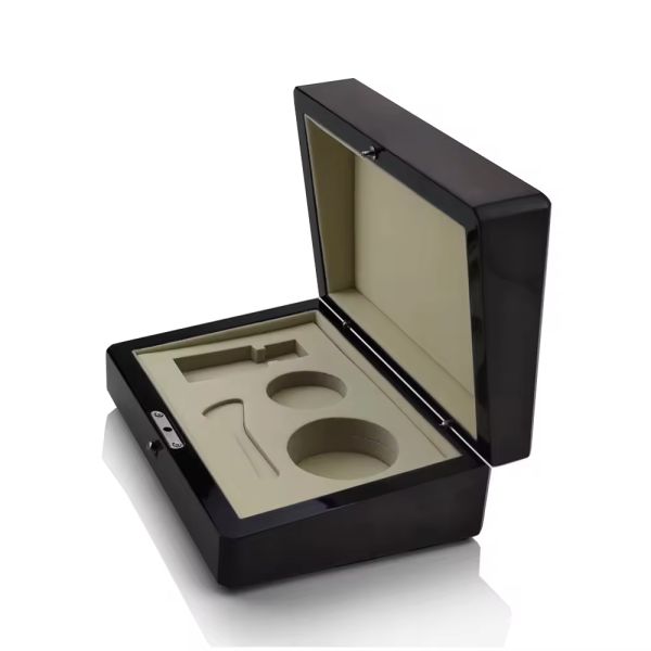 High Gloss MDF Wooden Gift Box with EVA Lining for Cosmetic & Watch Packaging