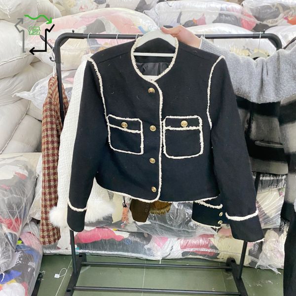 Women Small Fragrance Used Down Jacket Fashionable Clothing Second Hand Wholesale
