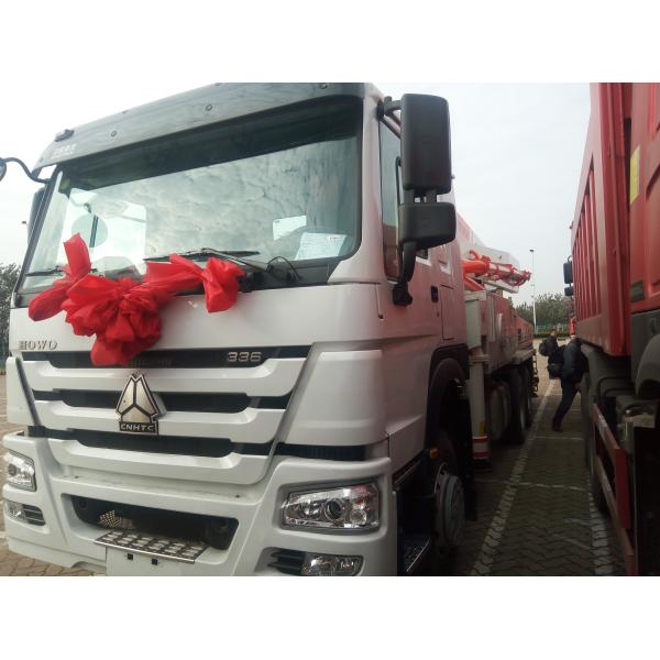 White Concrete Mixing Equipment  Sinotruk 6M3 Mixer Tank Truck 6x4 White Color With Italy Pto