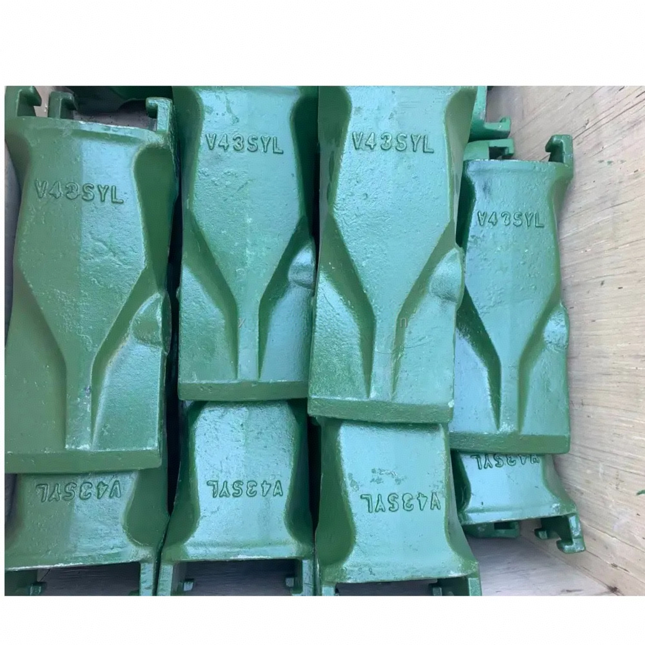 V43SYL Heavy Duty Excavator Bucket Tooth  High Wear Resistant Casting Teeth