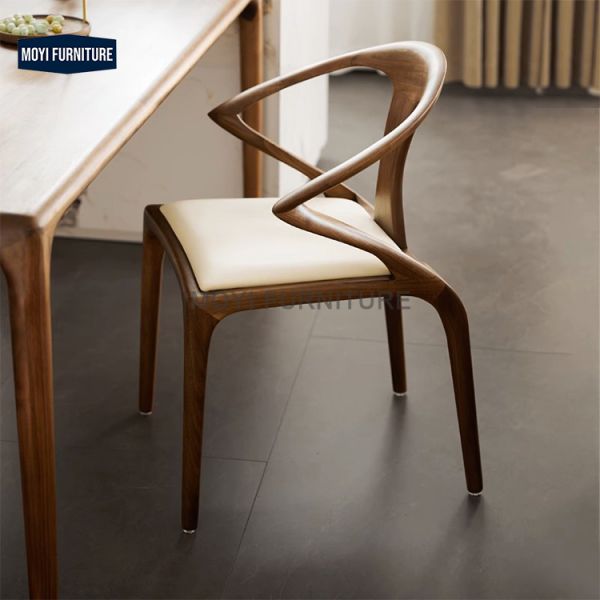 Home Furniture Nordic Commercial Modern Solid Wood Frame Leather Upholstered Wooden Legs Brown Luxury Wicker Back Dining Chairs with Armrest