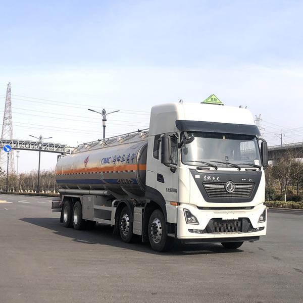 CIMC LINYU 8*4 Dongfeng Chassis 20-40m3 Oil Tank Truck With Maximum Torque 1000-1500Nm