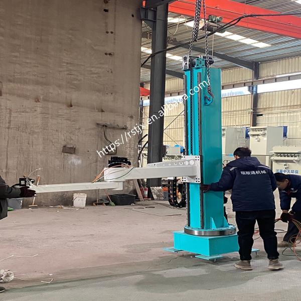 Small Robot Palletisers Column Type  Single Column Robot Palletizer Arm Low Level For Carton Box