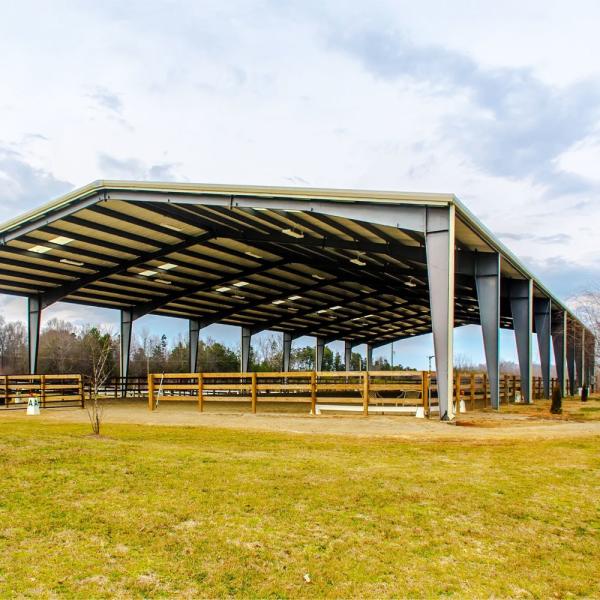 100x200 Arène couverte Arènes d'équitation intérieure Porte coulissante à panneau sandwich