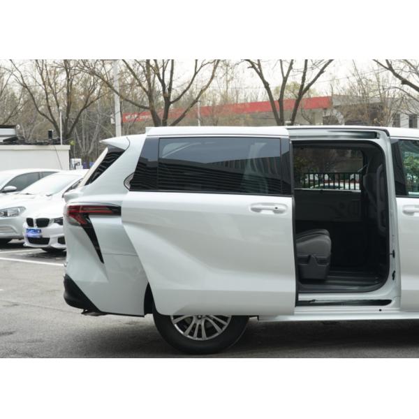 Coche híbrido de la versión 2.5T 189HP L4 5Door 7seats MPV de la tierra de Siena 2023 2.5L Shushi de TOYOTA