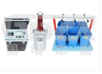 Appareil de test de tension pour chaussures isolantes et gants
