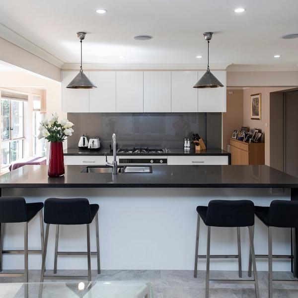 White Flat Lacquer Kitchen Cabinet Small Modular Design Modern