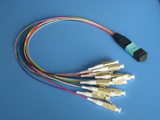 MPO MPO ao núcleo 0.9mm do cabo 12 do cabo de remendo do LC Singlemode