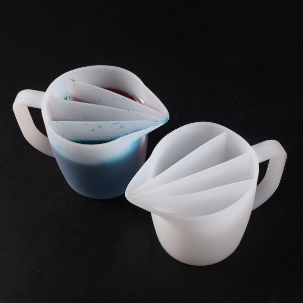 DIY silicone color grading cup, drip dispensing, grid mixing, color matching cup with handle, four grid silicone tool