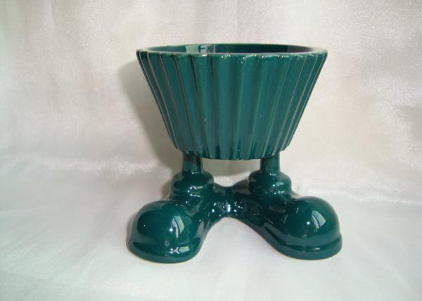Eco Friendly Ceramic Houseware Footed Cupcake Bowl Mini Ramekin Cupcake Mold Stoneware