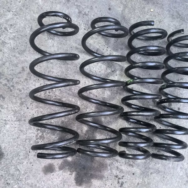 Used Steel Coil Compression Spring for 6 with Elastic Shock Absorption and Reset Function