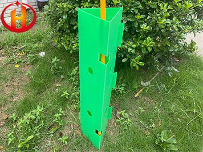 Fireproof Corrugated Plastic Tree Guards Green Triangular 300gsm