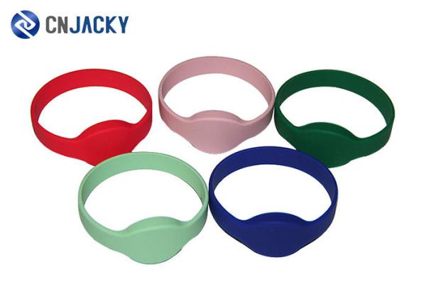 Adjustable Passive RFID Silicone Bracelet Watch Type , Coloured RFID Tag Wristband