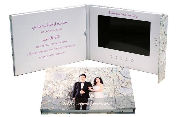 Paper Craft LCD Screen Invitation Card , 10.1 Inch 128MB Video In Print Brochure