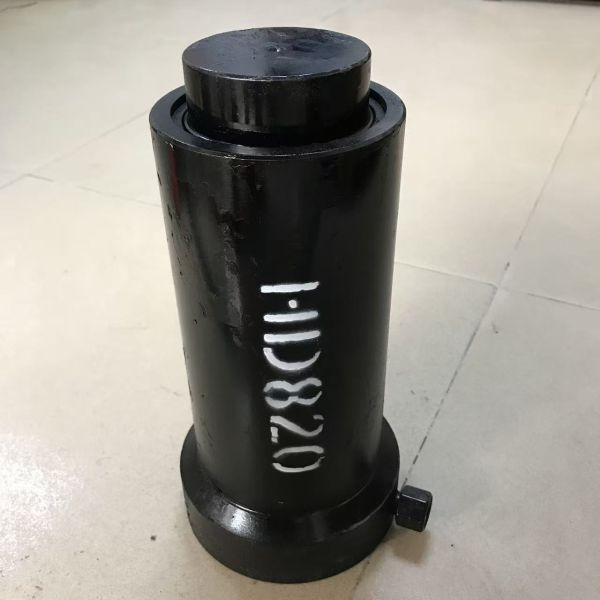 Track Adjuster Recoil Cylinder For KATO HD820-R5 Excavator Track Tension Assembly