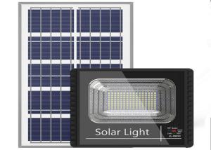 As luzes de rua magros da energia solar, parque de estacionamento conduzido