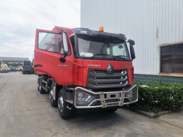 7800×2300×1500mm Cargo Box Heavy-Duty Hauler with Heavy-Duty and Heavy-Duty WD615.47 Engine Type