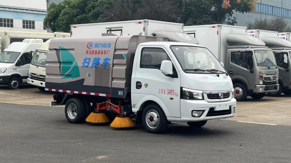 Dongfeng Road Sweeper Truck Manufacturer 8cbm Dust Bin Street Sweeping Vehicle