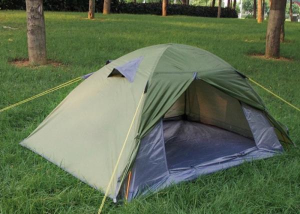 210*110CM Double Layer Outdoor Camping Shelter Verde PU revestido 190T Trekking Tent