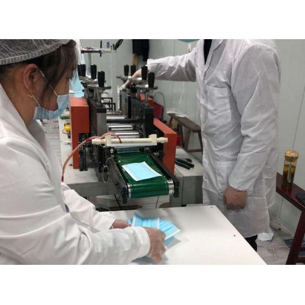 Blue Disposable-3PLY protective face mask non-woven and meltblown cloth material with CE certificate 50pcs per box