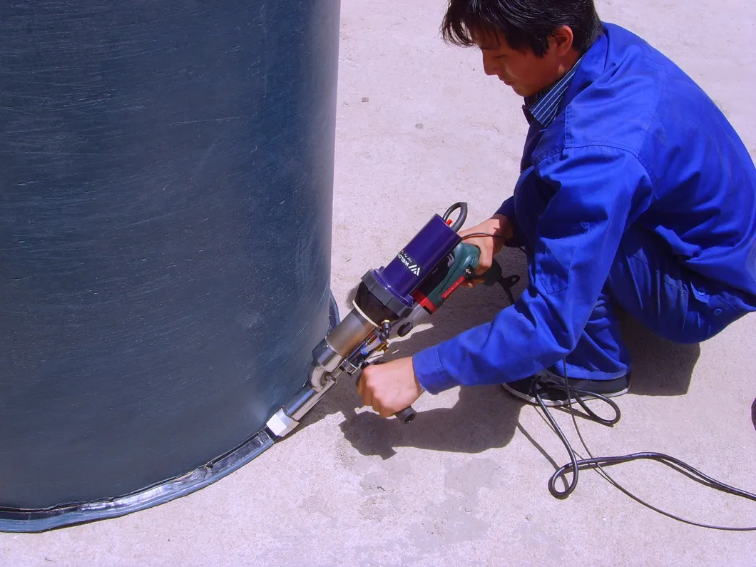 Pistola de soldadura de plástico para HDPE/PP con alto rendimiento y diseño compacto