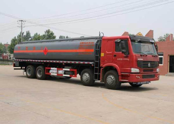 O caminhão de tanque do óleo do veículo de transporte do óleo comestível, fuel-óleo móvel do posto de gasolina transporta 25-30CBM