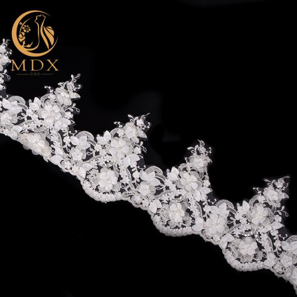 Bordado gracioso da guarnição agradável do laço da flor do vestido de casamento 3D para o vestuário